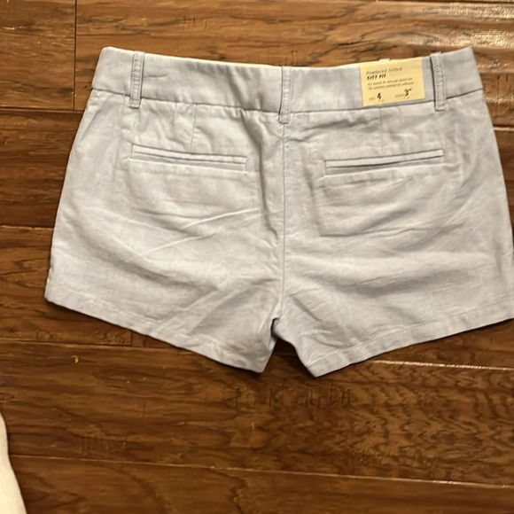 J Crew City Fit Shorts Powdered Oxford Blue Size 4 - Picture 3 of 5